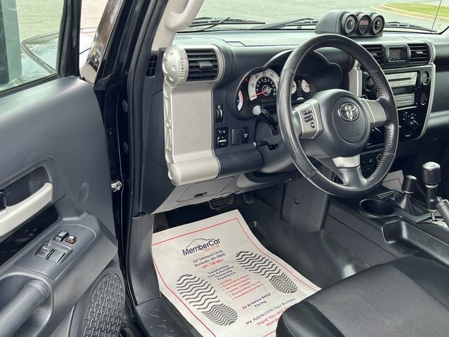 2010 Toyota FJ Cruiser 4WD 4dr Automatic - 23052981 - 10