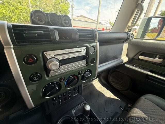 2010 Toyota FJ Cruiser 4WD 4dr Automatic - 23036507 - 14
