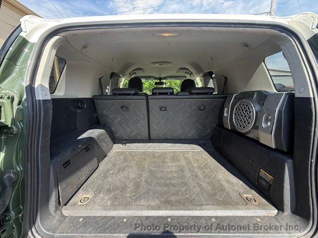 2010 Toyota FJ Cruiser 4WD 4dr Automatic - 23036507 - 25