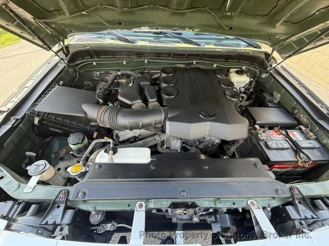 2010 Toyota FJ Cruiser 4WD 4dr Automatic - 23036507 - 31