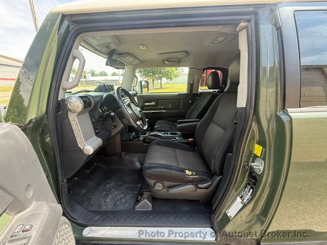 2010 Toyota FJ Cruiser 4WD 4dr Automatic - 23036507 - 8