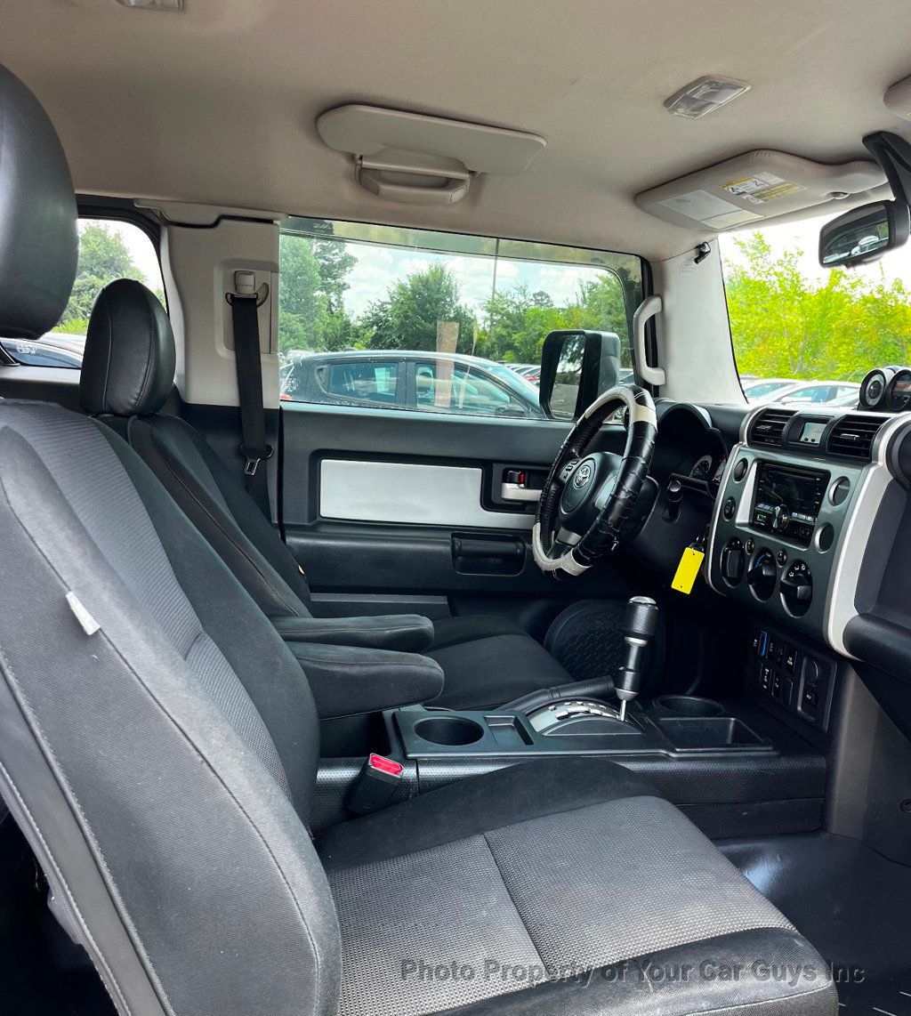 2010 Toyota FJ Cruiser RWD 4dr Automatic - 23051086 - 16