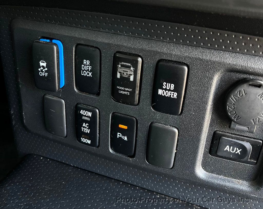 2010 Toyota FJ Cruiser RWD 4dr Automatic - 23051086 - 22