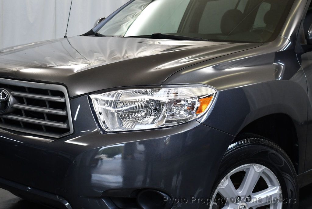 2010 Toyota Highlander Base photo 3