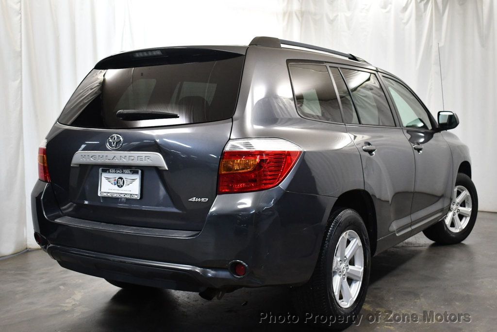 2010 Toyota Highlander Base photo 9