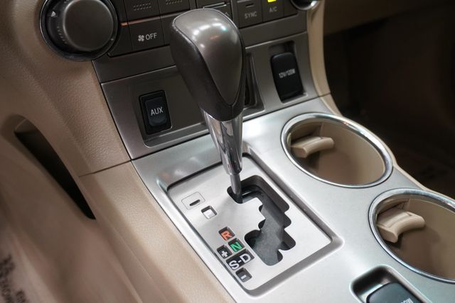 2010 Toyota Highlander FWD 4dr V6 SE - 22999732 - 19