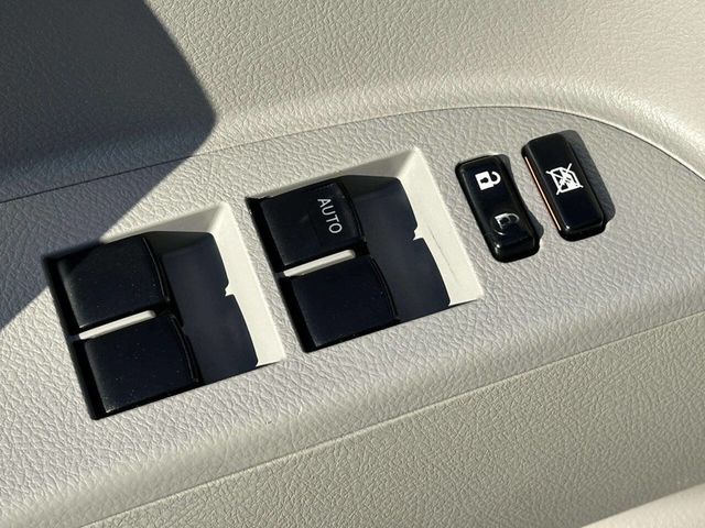 2010 Toyota Highlander Limited AWD 4dr SUV - 22940956 - 10