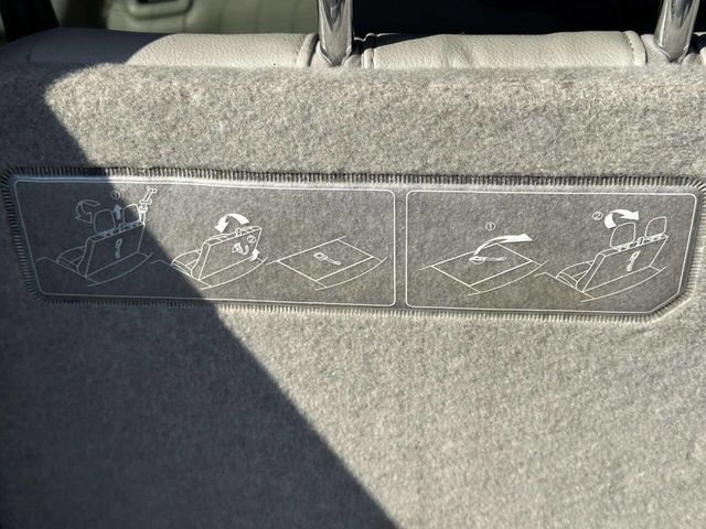 2010 Toyota Highlander Limited AWD 4dr SUV - 22940956 - 26