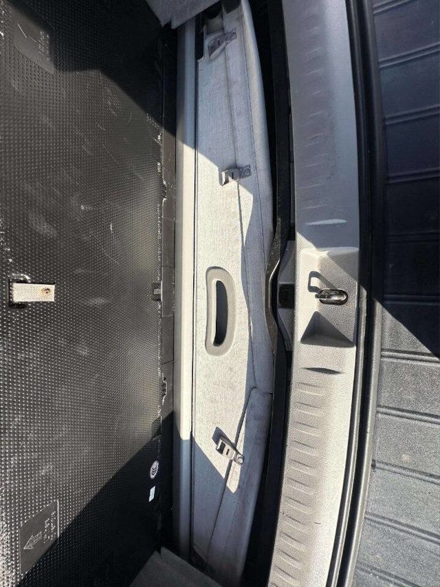 2010 Toyota Highlander Limited AWD 4dr SUV - 22940956 - 28