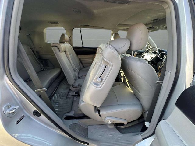 2010 Toyota Highlander Limited AWD 4dr SUV - 22940956 - 37