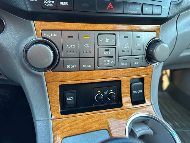 2010 Toyota Highlander Limited AWD 4dr SUV - 22940956 - 56