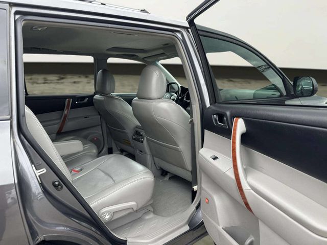 2010 Toyota Highlander Limited AWD 4dr SUV - 23035086 - 16