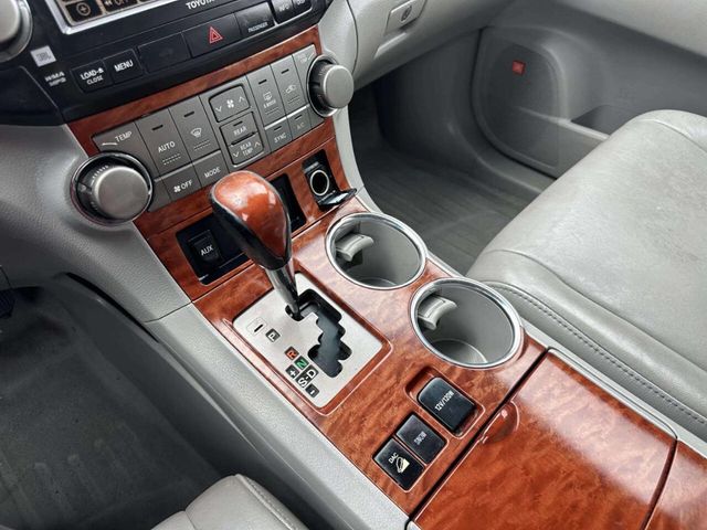 2010 Toyota Highlander Limited AWD 4dr SUV - 23035086 - 29