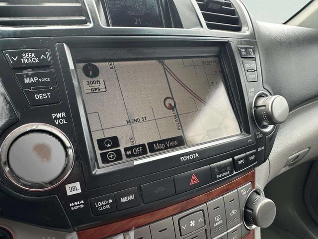 2010 Toyota Highlander Limited AWD 4dr SUV - 23035086 - 32