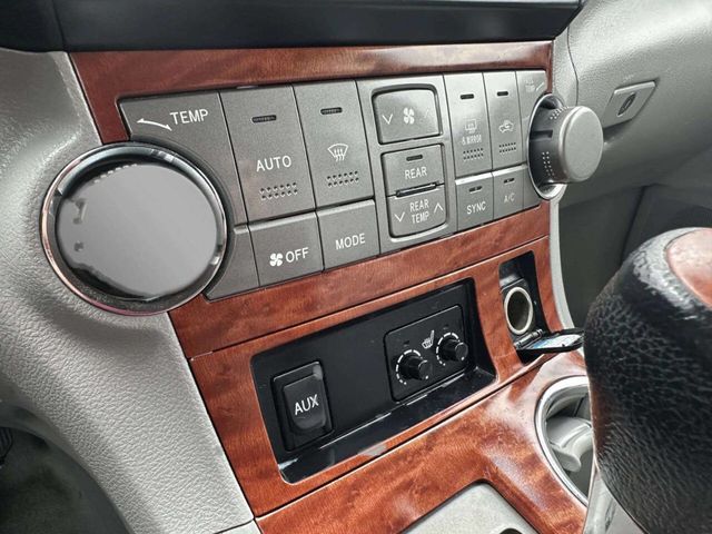 2010 Toyota Highlander Limited AWD 4dr SUV - 23035086 - 37