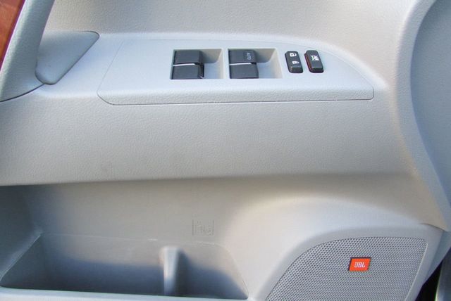 2010 Toyota Highlander LIMITED-ED 4X4. NAV, 3RD-SEAT, 1-OWNER, LOADED, LOW-MI.  - 22195761 - 43