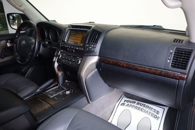 2010 Toyota Land Cruiser Crew Cab 176" WB XL 4WD - 23072898 - 31