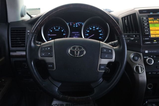 2010 Toyota Land Cruiser Crew Cab 176" WB XL 4WD - 23072898 - 33