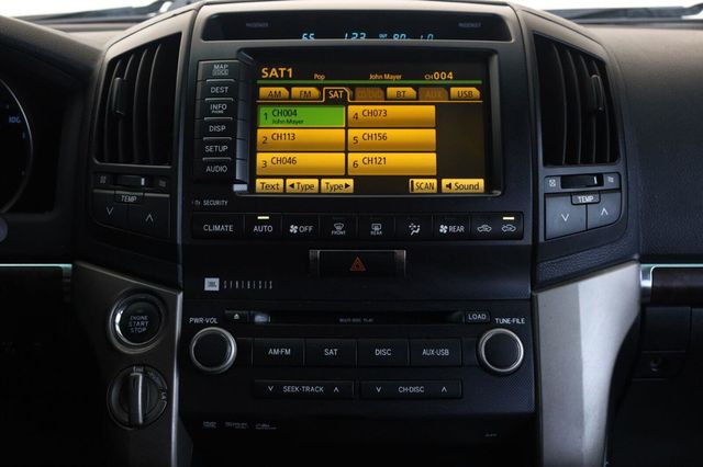 2010 Toyota Land Cruiser Crew Cab 176" WB XL 4WD - 23072898 - 42
