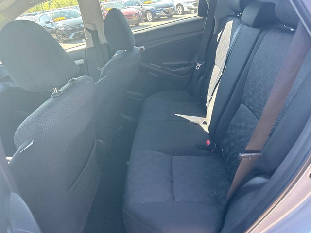 2010 Toyota Matrix 5dr Wagon Automatic FWD - 23006020 - 6