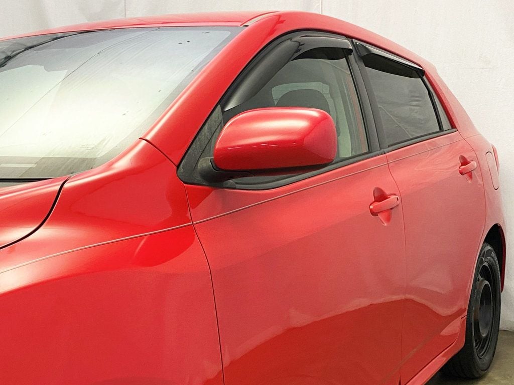 2010 Toyota Corolla Matrix L 4WD photo 2