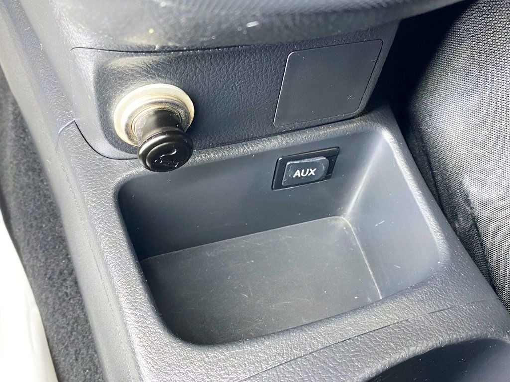 2010 Toyota Corolla Matrix L 4WD photo 28