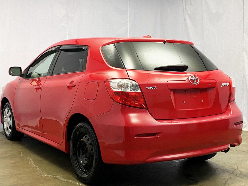 2010 Toyota Corolla Matrix L 4WD photo 3