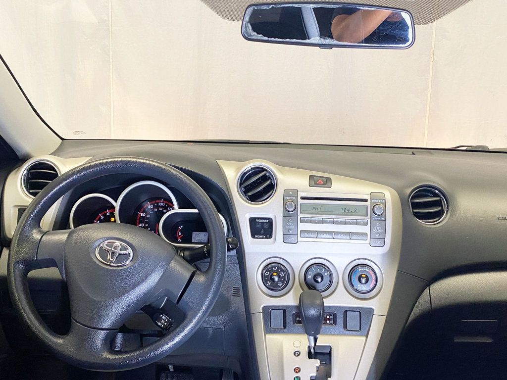 2010 Toyota Corolla Matrix L 4WD photo 34