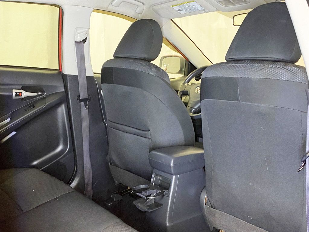 2010 Toyota Corolla Matrix L 4WD photo 36