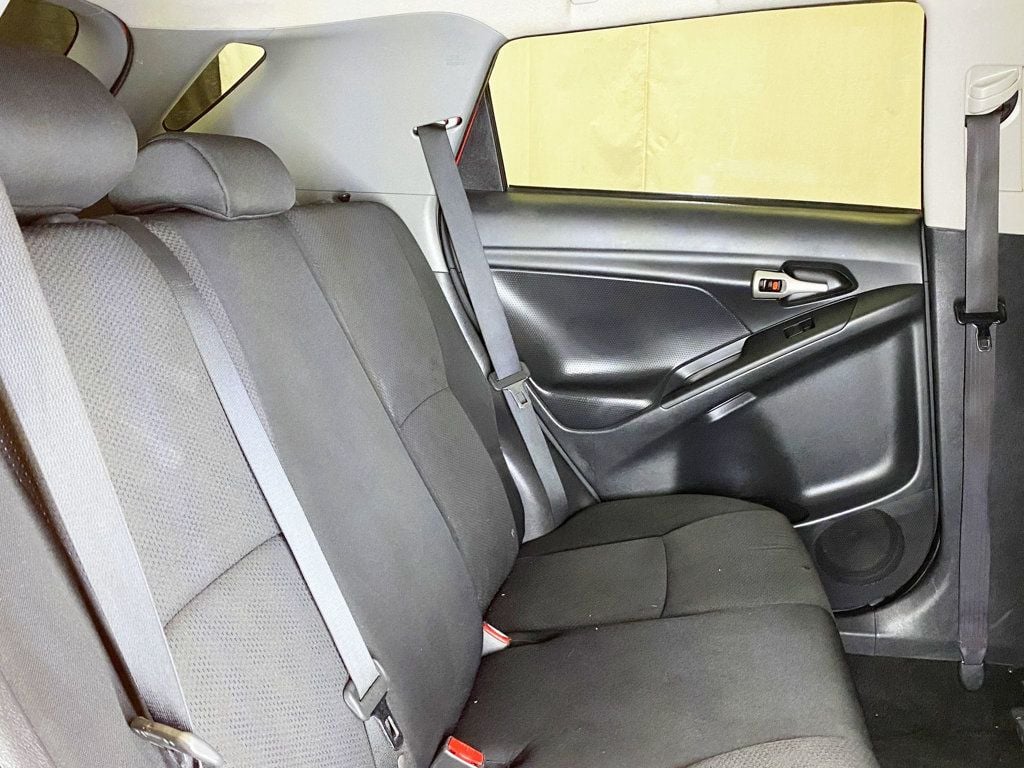 2010 Toyota Corolla Matrix L 4WD photo 37