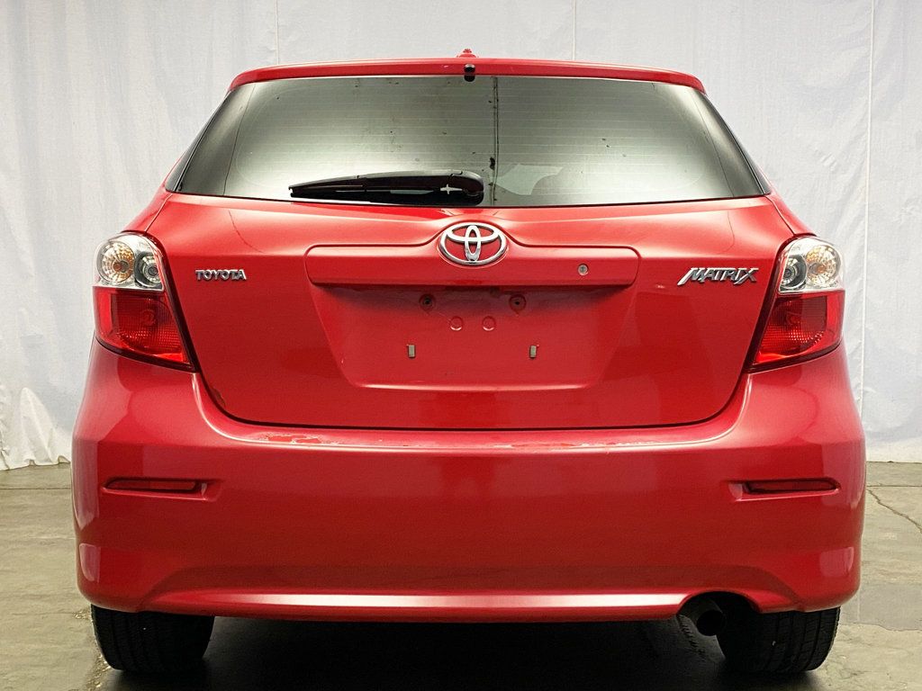 2010 Toyota Corolla Matrix L 4WD photo 4