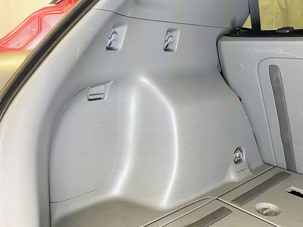 2010 Toyota Corolla Matrix L 4WD photo 42