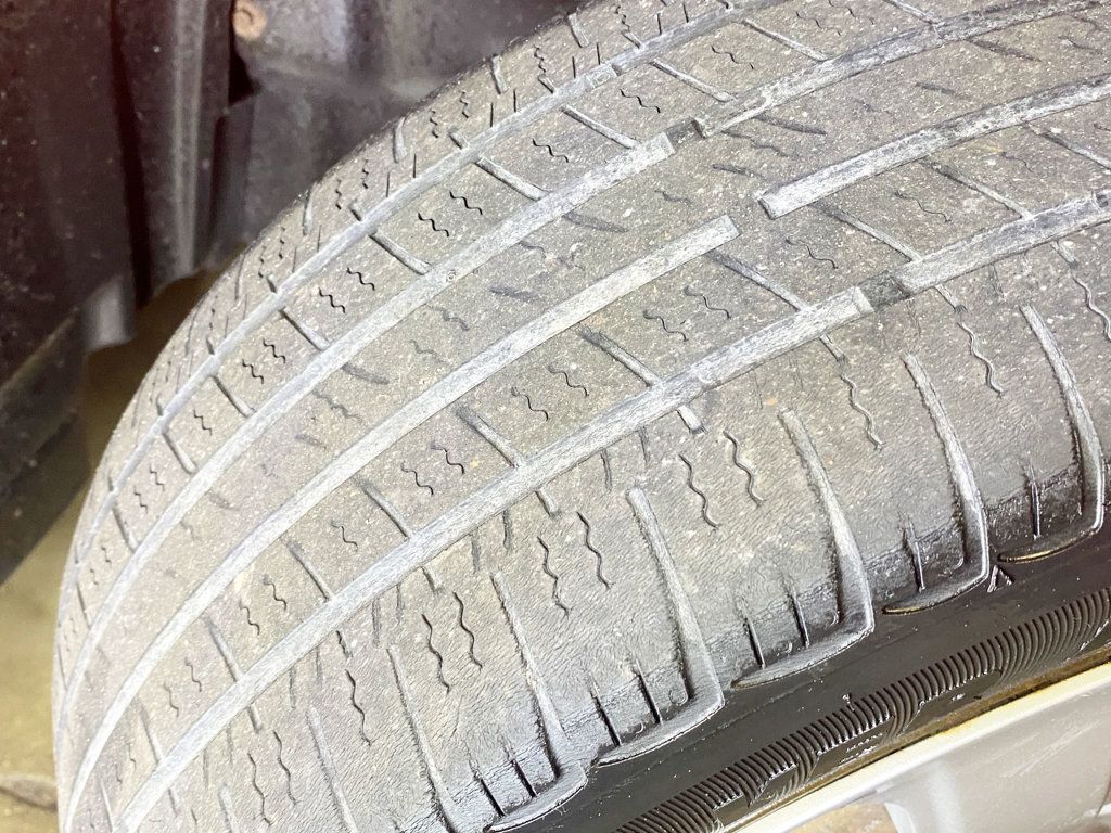 2010 Toyota Matrix Base Trim - 22882352 - 49