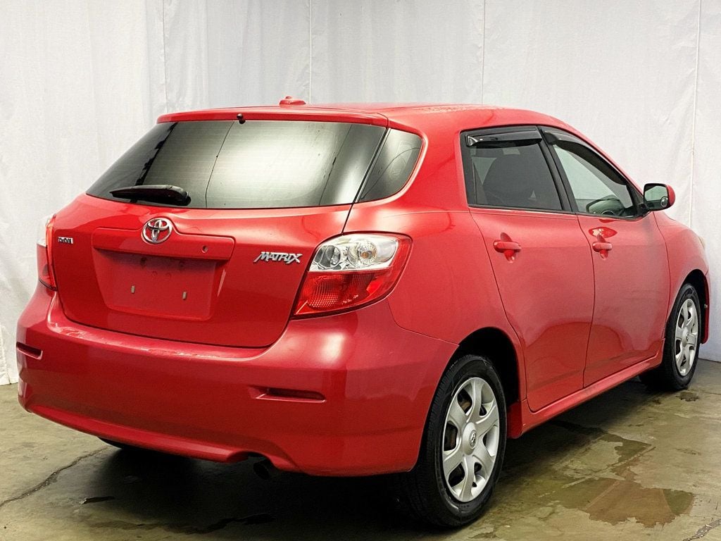 2010 Toyota Corolla Matrix L 4WD photo 7