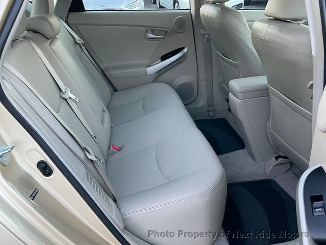 2010 Toyota Prius 2010 TOYOTA PRIUS IV LEATHER NAV LOW-MILES 615-730-9991 - 22805110 - 11