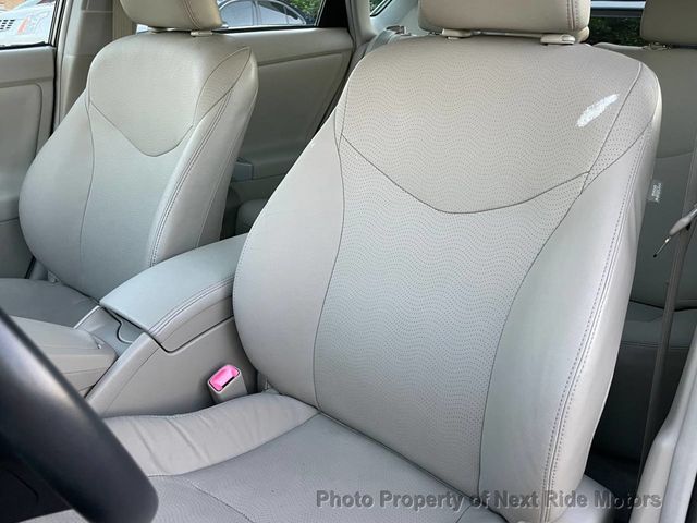 2010 Toyota Prius 2010 TOYOTA PRIUS IV LEATHER NAV LOW-MILES 615-730-9991 - 22805110 - 15