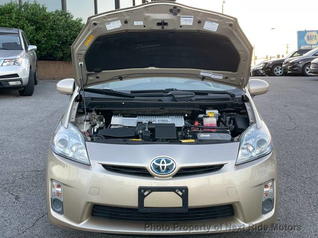 2010 Toyota Prius 2010 TOYOTA PRIUS IV LEATHER NAV LOW-MILES 615-730-9991 - 22805110 - 23