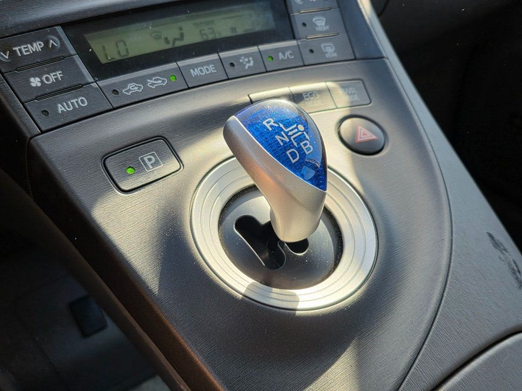 2010 Toyota Prius 5dr Hatchback I - 22945803 - 26