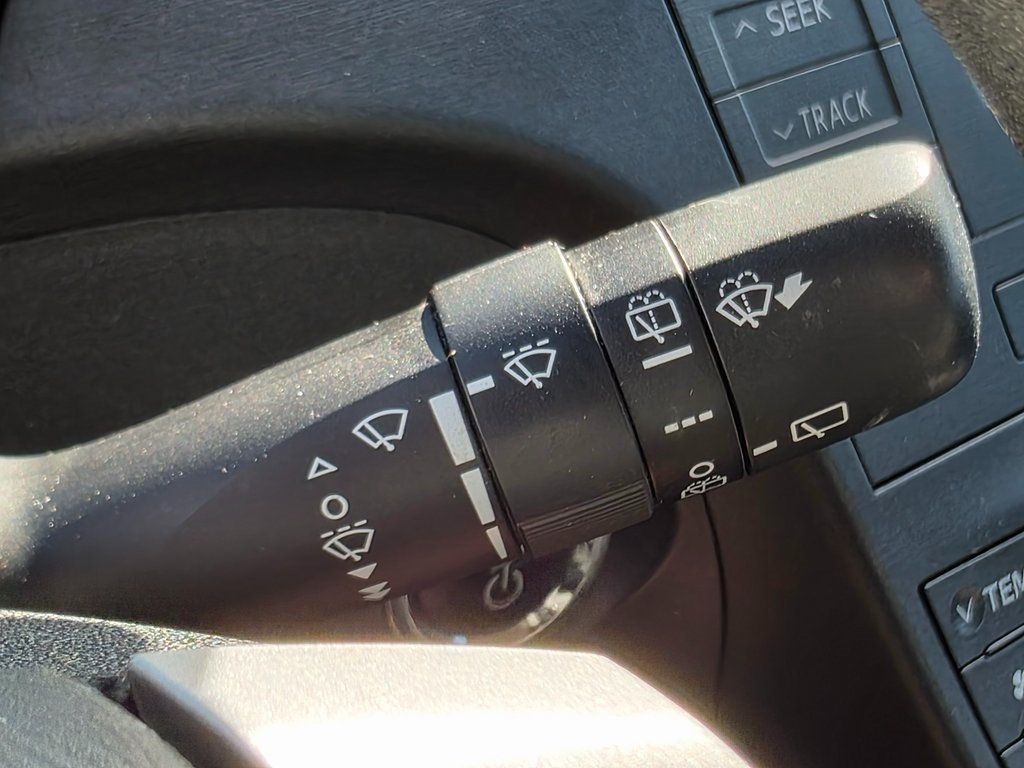 2010 Toyota Prius 5dr Hatchback I - 22945803 - 32