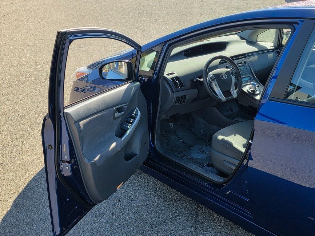 2010 Toyota Prius 5dr Hatchback I - 22945803 - 35
