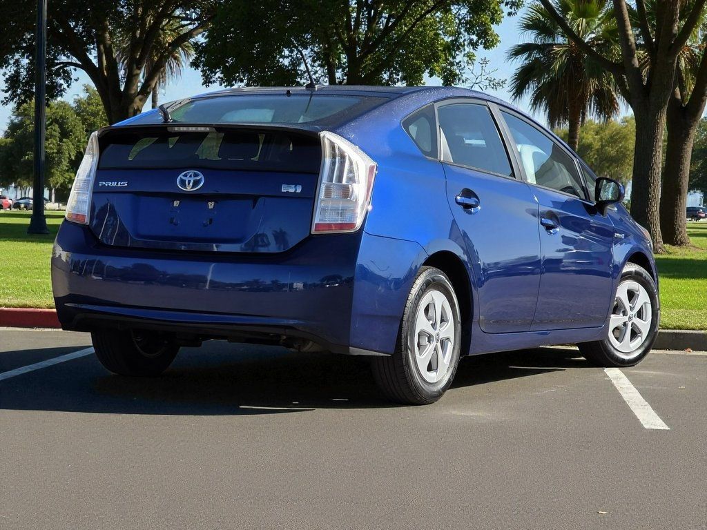 2010 Toyota Prius 5dr Hatchback I - 22945803 - 6