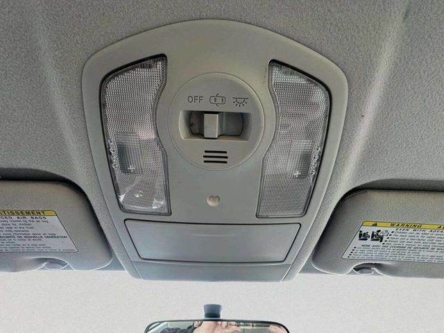 2010 Toyota Prius 5dr Hatchback II - 22986783 - 30