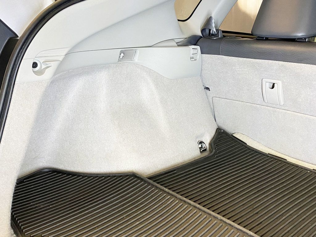 2010 Toyota Prius 5dr Hatchback II - 22973706 - 54