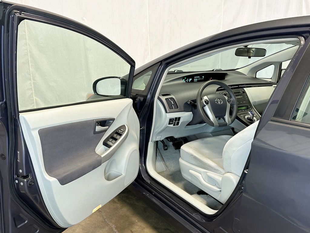 2010 Toyota Prius 5dr Hatchback II - 23065902 - 14