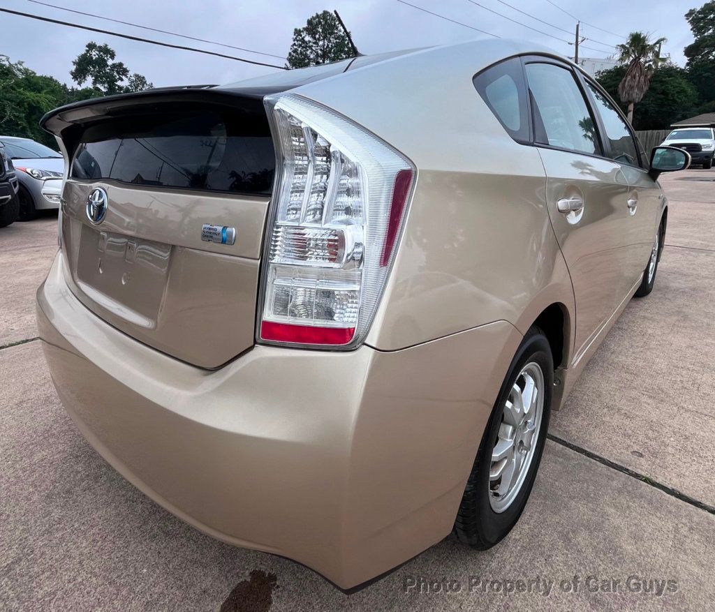 2010 Toyota Prius 5dr Hatchback II - 22436744 - 6