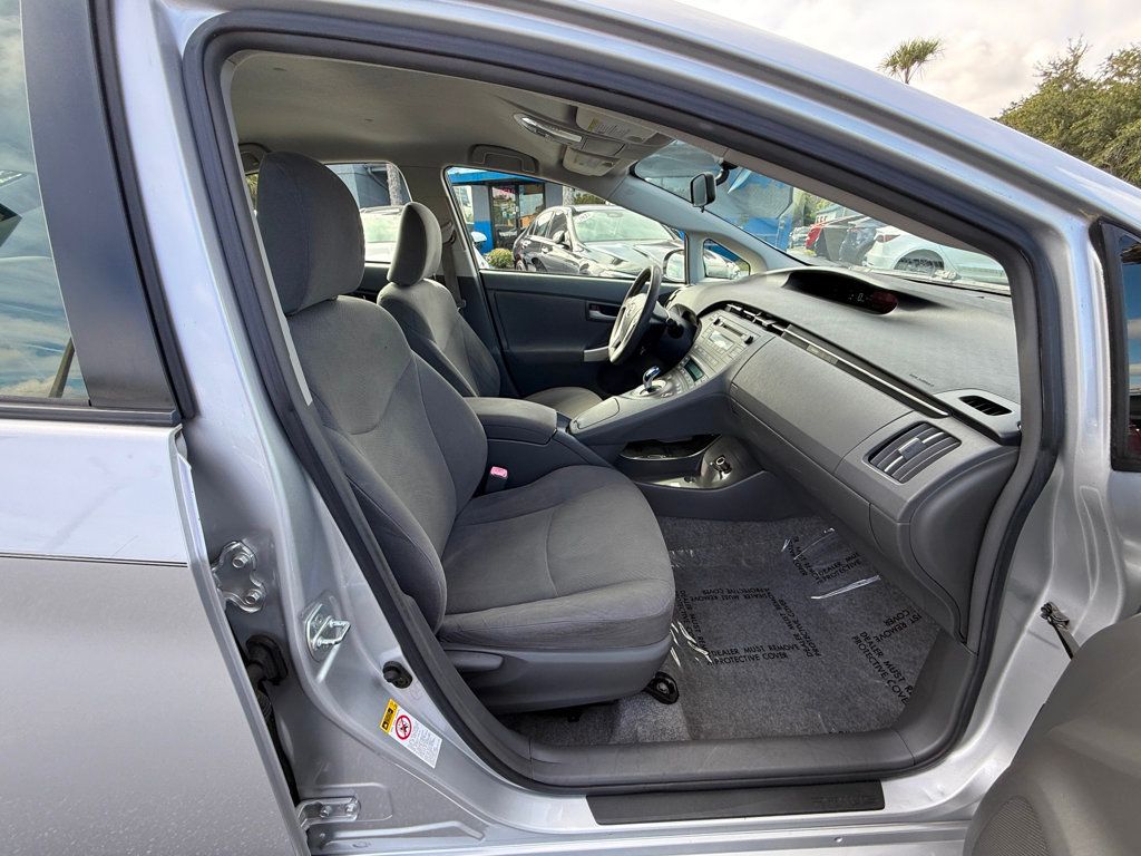 2010 Toyota Prius 5dr Hatchback II - 22903078 - 27