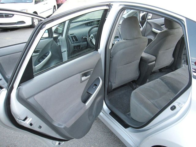 2010 Toyota Prius 5dr Hatchback III - 22173749 - 25