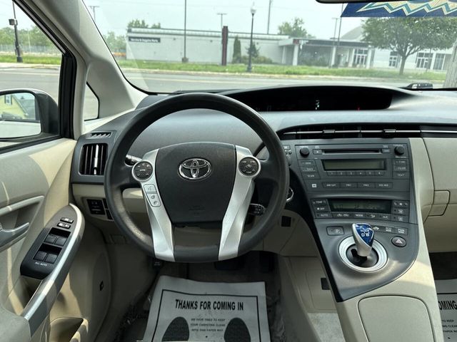 2010 Toyota Prius 5dr Hatchback III - 22896476 - 17
