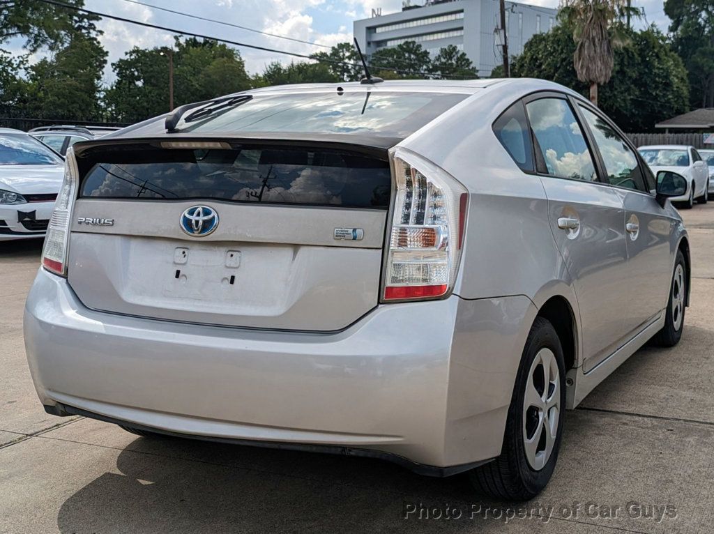 2010 Toyota Prius 5dr Hatchback III - 22047515 - 6