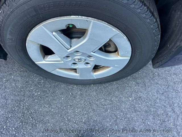 2010 Toyota Prius 5dr Hatchback IV - 22935772 - 13